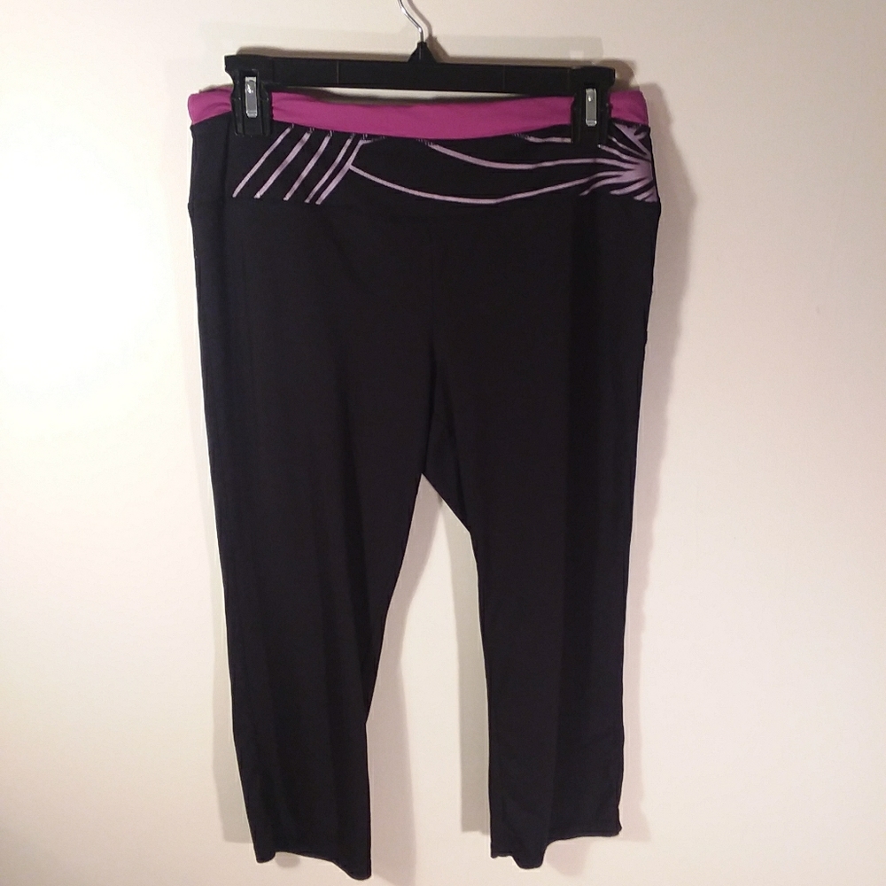 R349. Teez-Her. Black with red waist band. Capris